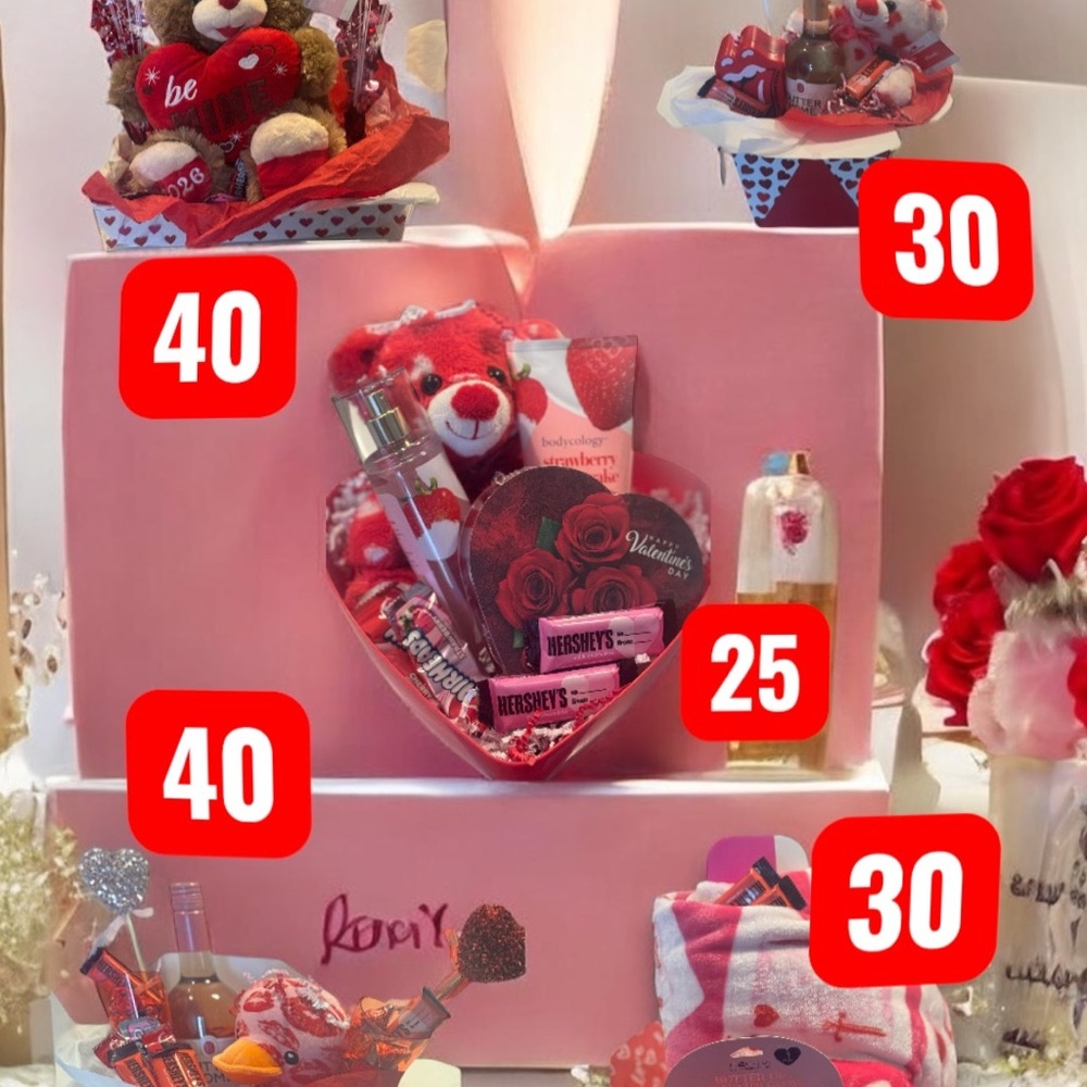 Valentine's Day Gift Set with Teddy Bear and Chocolates